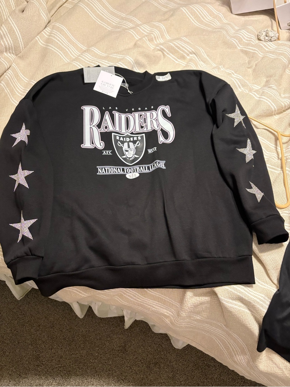 Fanatics Black Raiders Star Sleeve Crewneck Sweatshirt